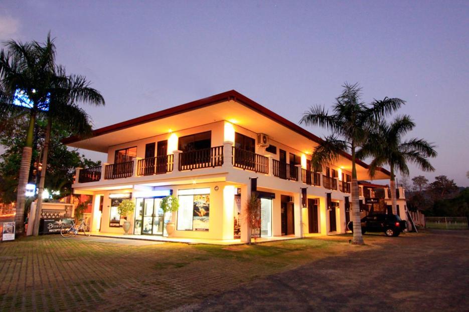 Hotel Blue Palm Хако Экстерьер фото